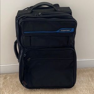 DATA CASE Suitcase